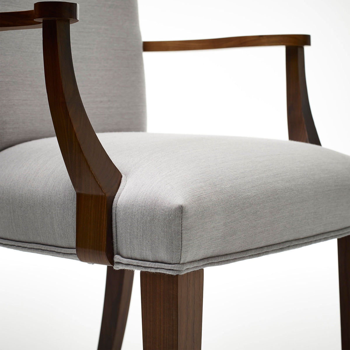 LINLEY Classic Carver Dining Chair | Bespoke Design & Luxury Furniture | LINLEY