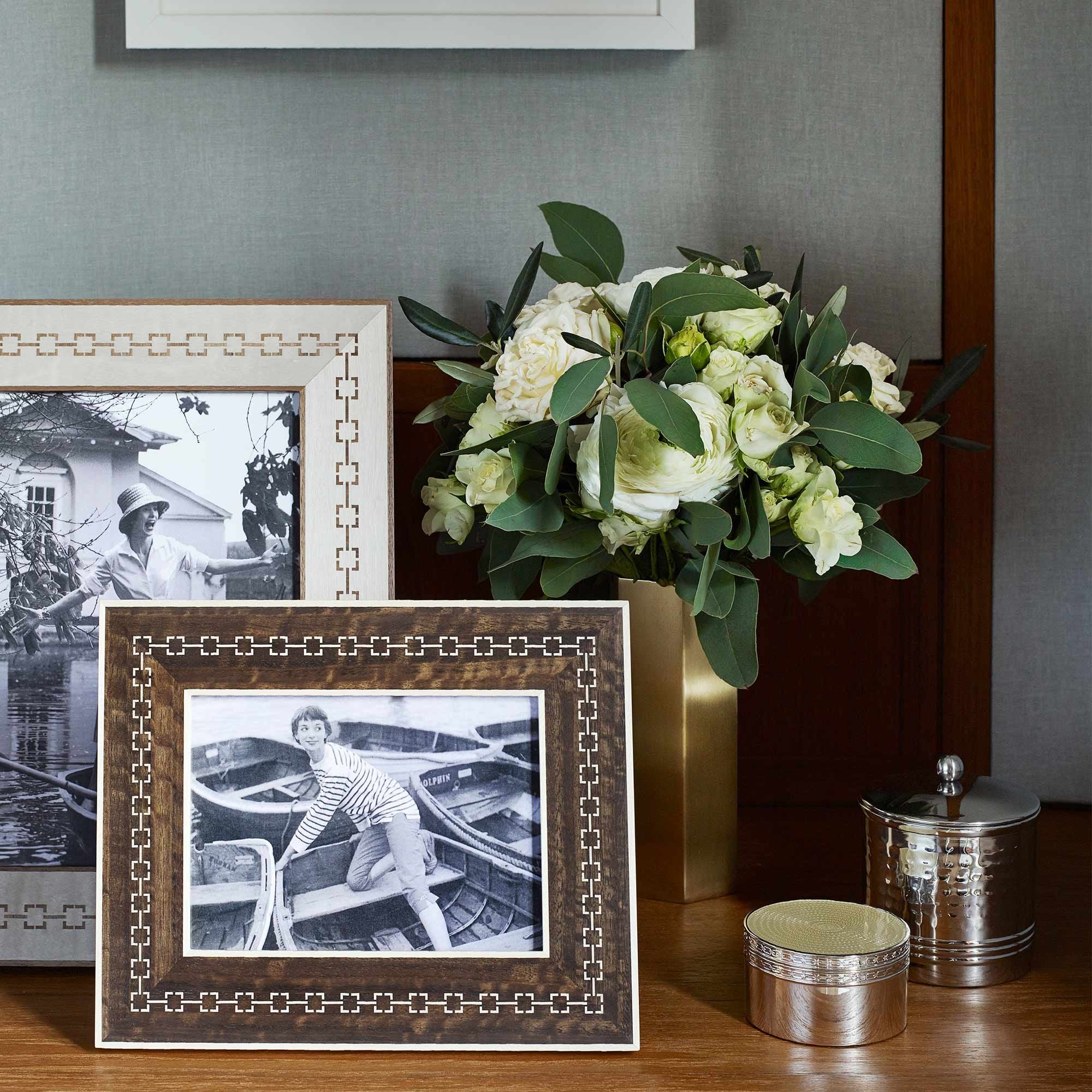 Photograph Frames | Luxury Home Accessories & Gifts | LINLEY
