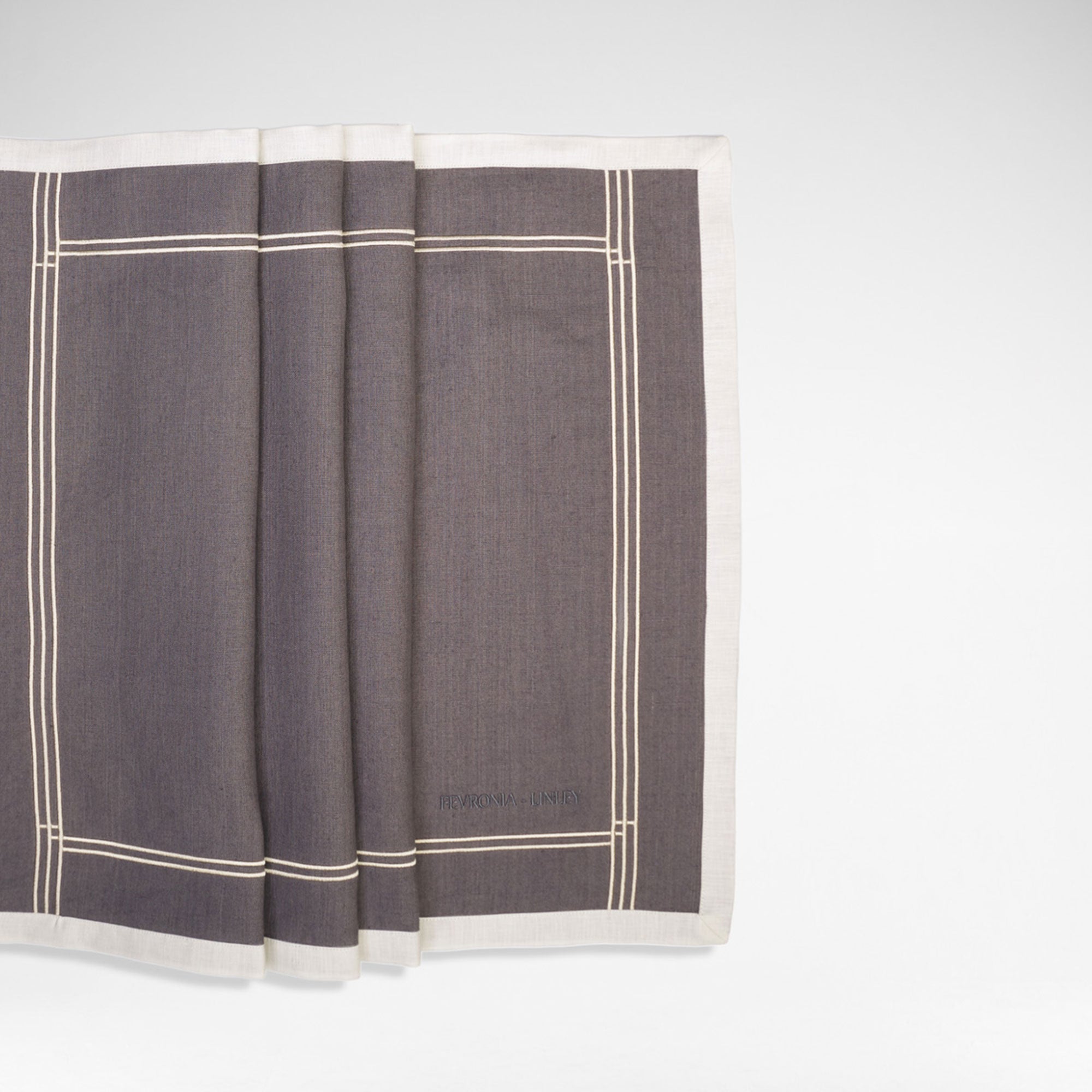 Deco Table Runner
