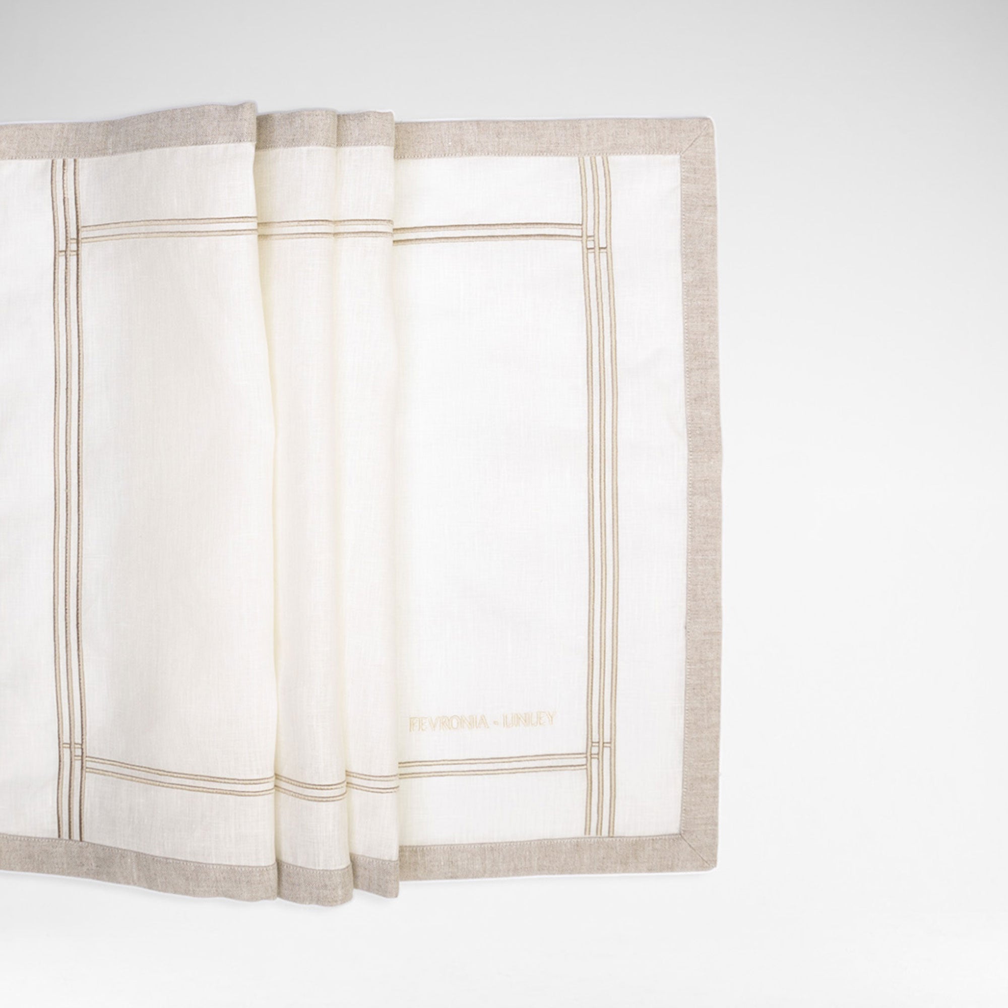 Deco Table Runner