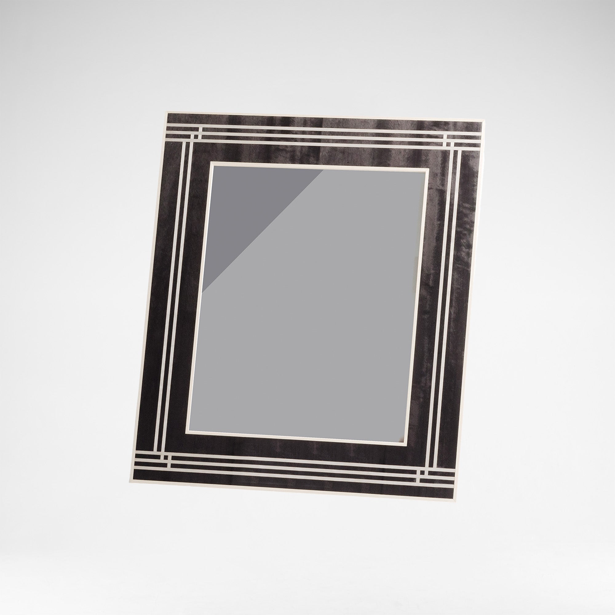 Deco Photograph Frames | Luxury Home Accessories & Gifts | LINLEY