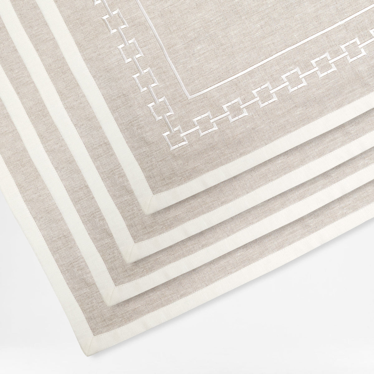 L-Chain Table Placemat - Set of 2