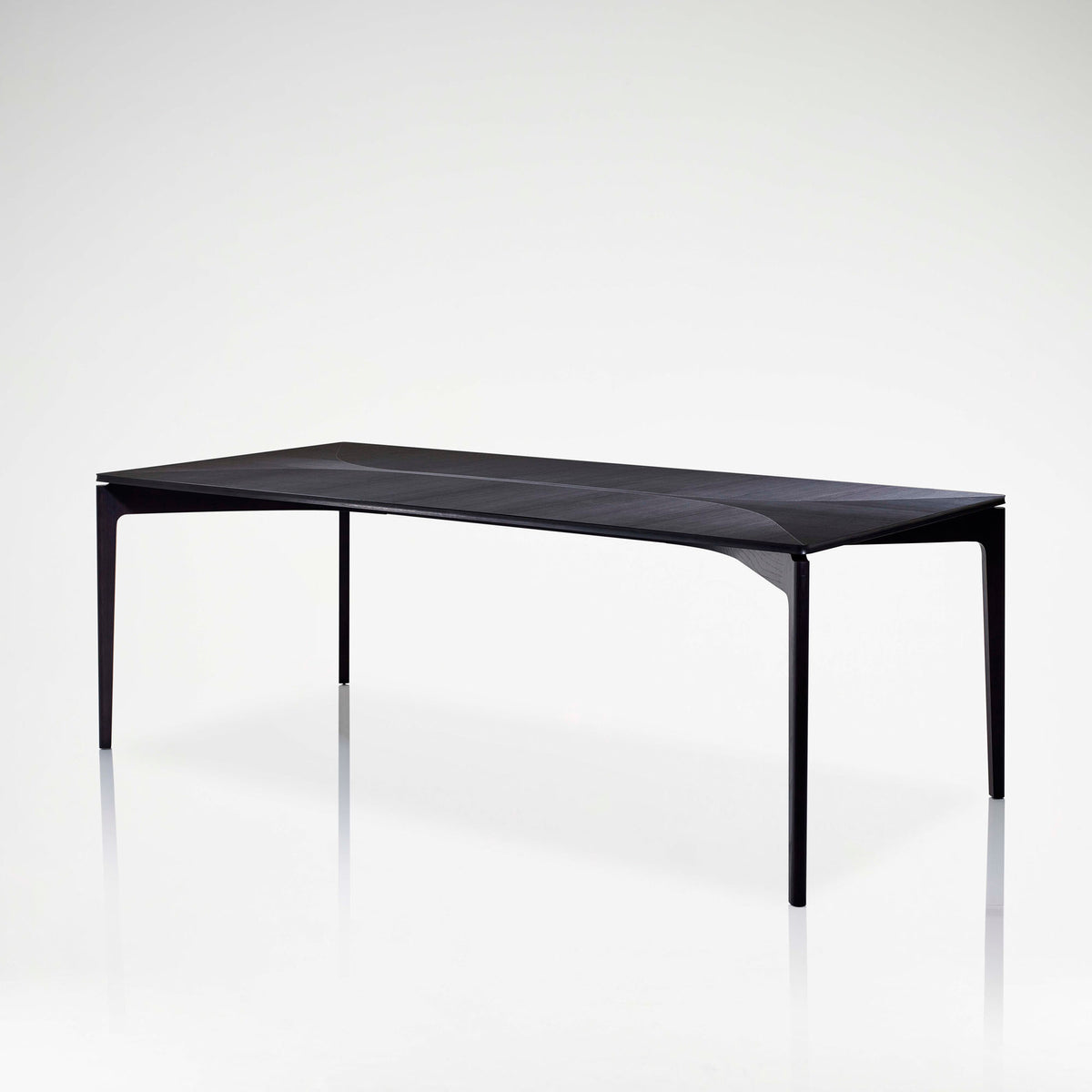 Savile Dining Table | Bespoke Design & Luxury Furniture | LINLEY