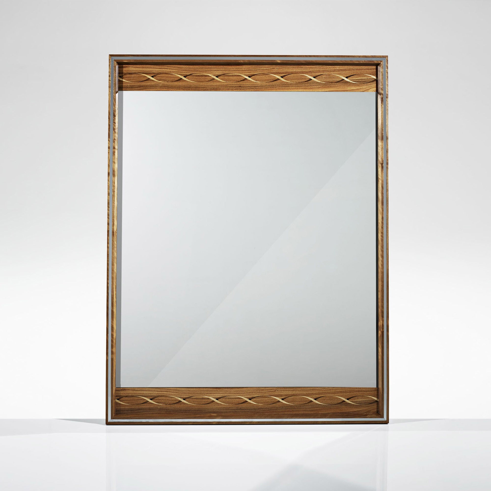 【NAOK】Lysin Helix Mirror 40kg② Helix Mirror | Luxury Home Accessories & Gifts | LINLEY