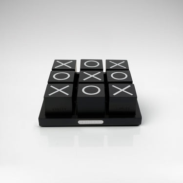 Noughts & Crosses Game | Luxury Home Accessories & Gifts | LINLEY