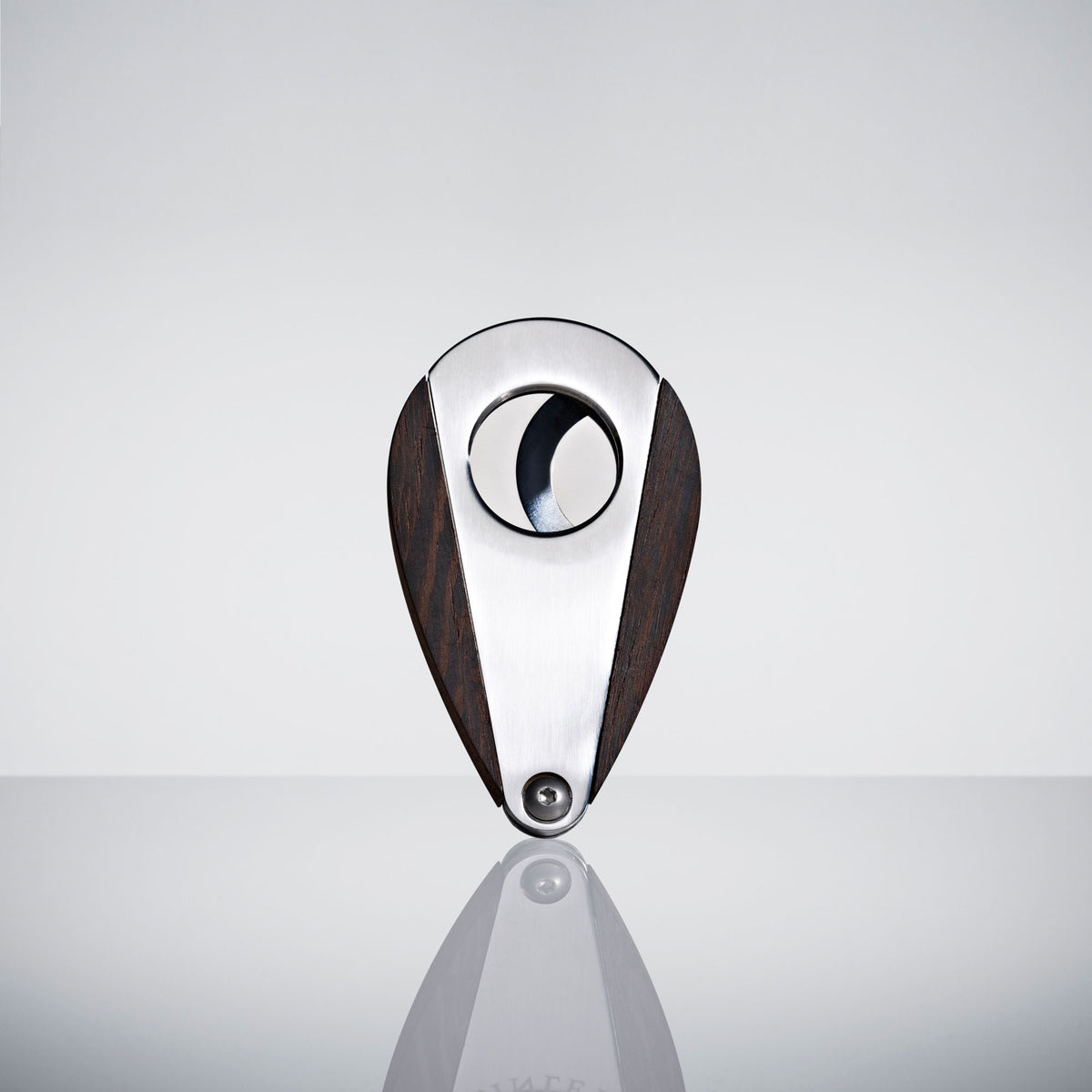 CIGAR CUTTER | Luxury Home Accessories & Gifts | LINLEY
