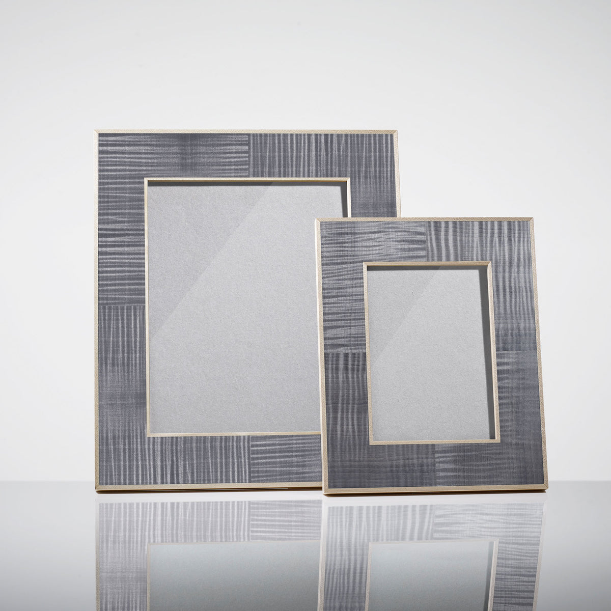 Henley Photograph Frame | Luxury Home Accessories & Gifts | LINLEY