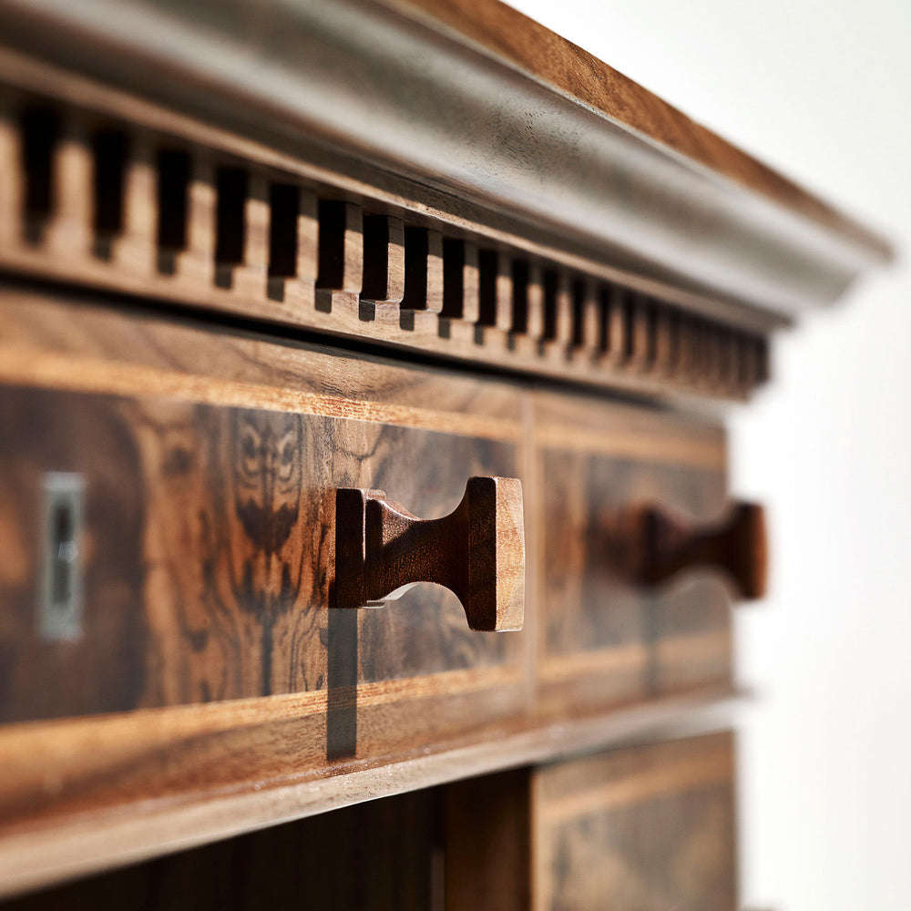 LINLEY Classic Pedestal Desk | Bespoke Design & Luxury Furniture | LINLEY