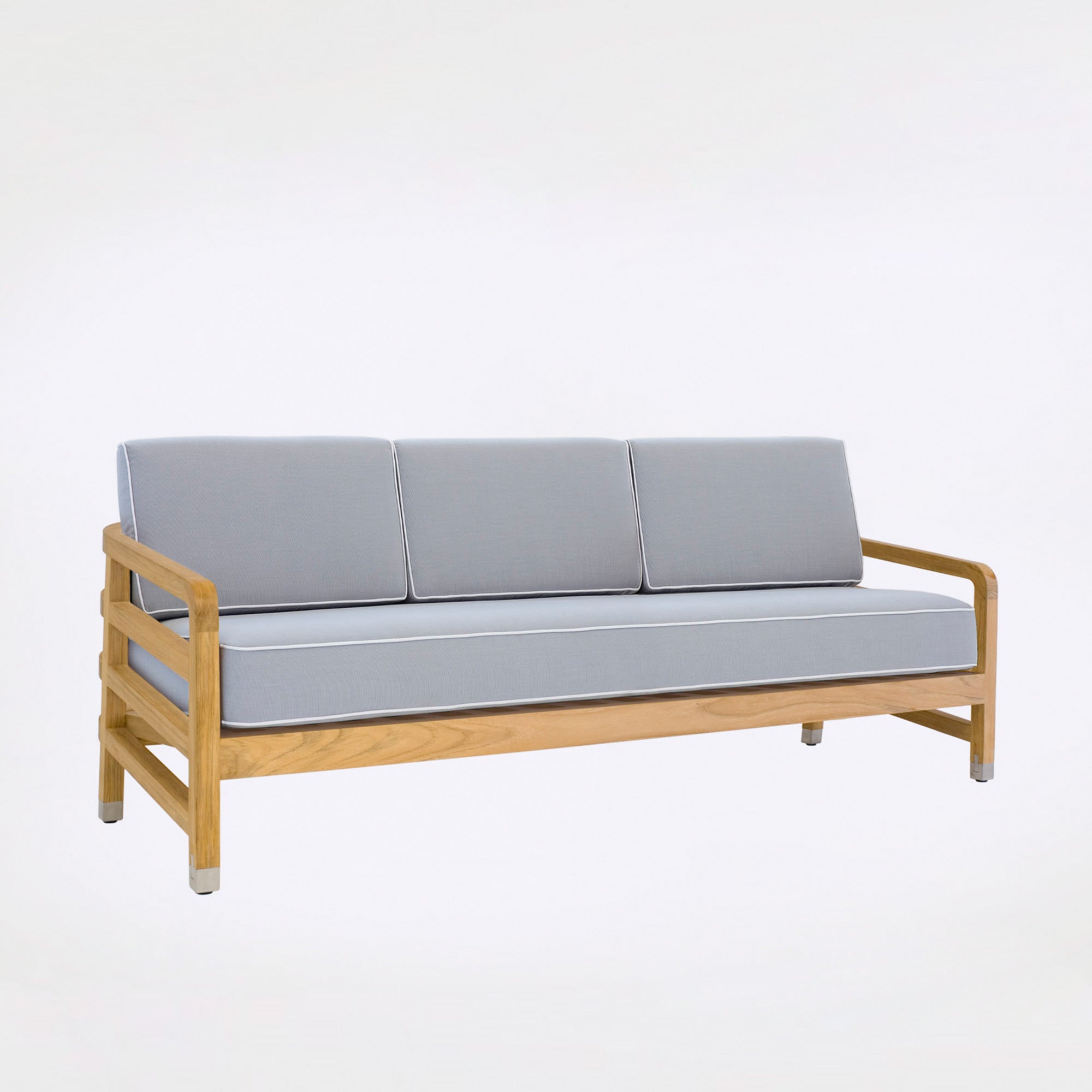 Summit 3-Seater Sofa | Bespoke Design & Luxury Furniture | LINLEY