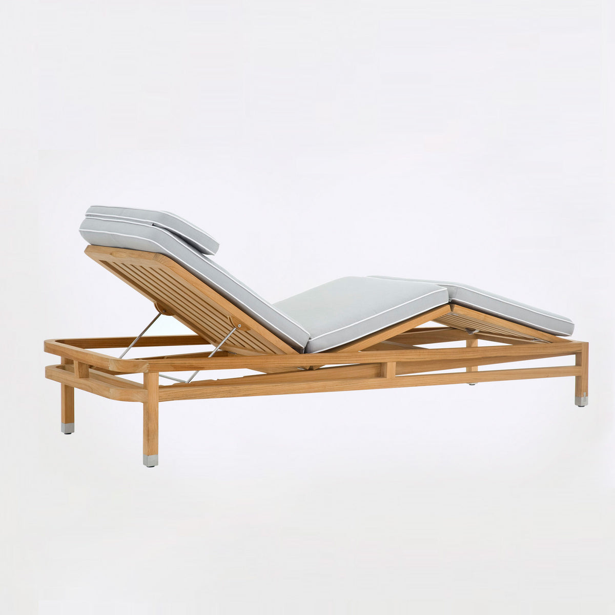 Summit Chaise Lounge | Bespoke Design & Luxury Furniture | LINLEY