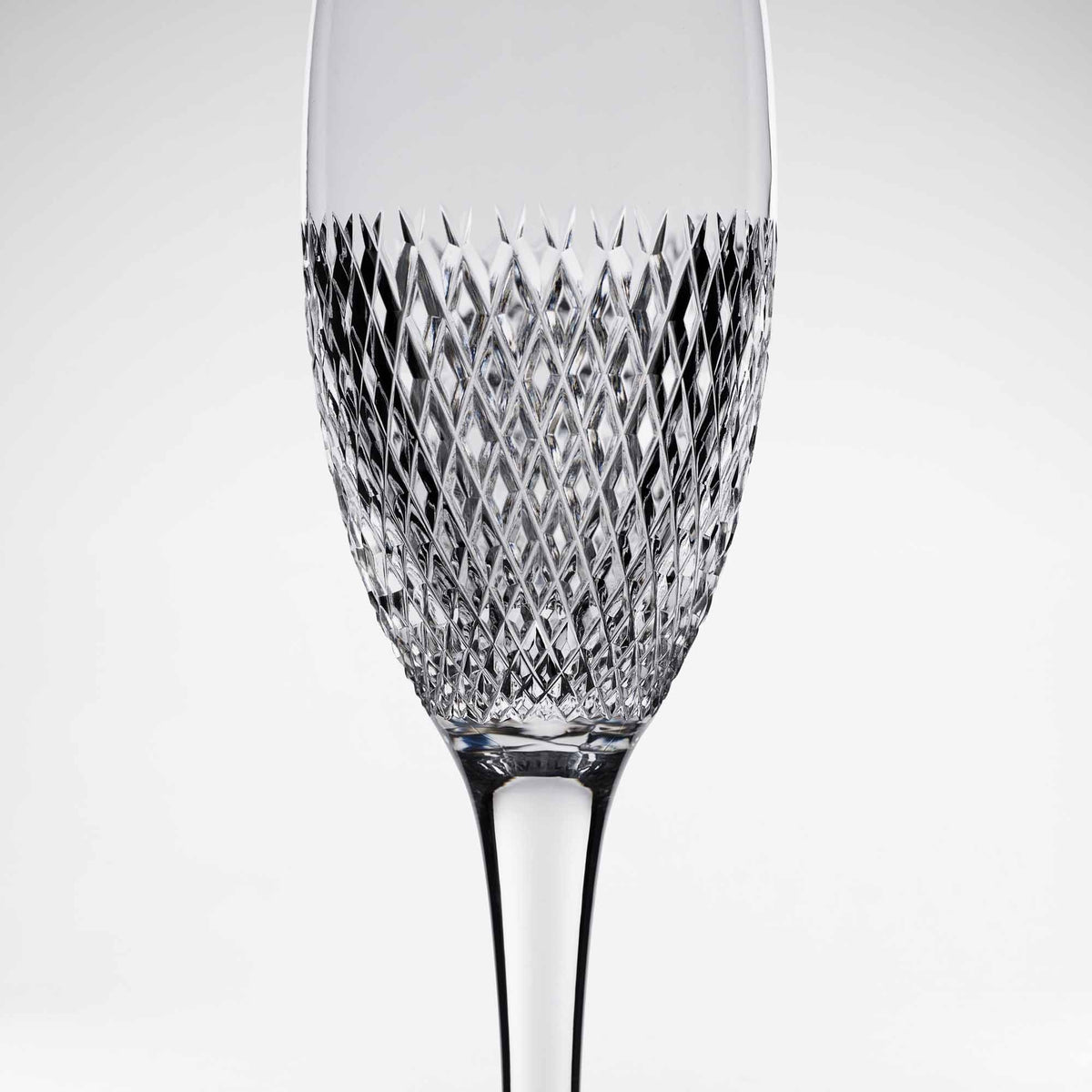 Thirlmere Champagne Flute | Luxury Home Accessories & Gifts | LINLEY
